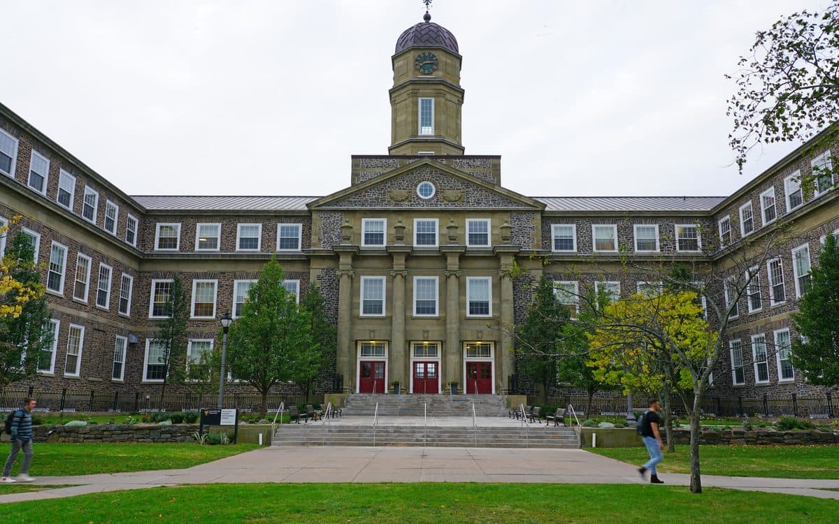 Dalhousie University